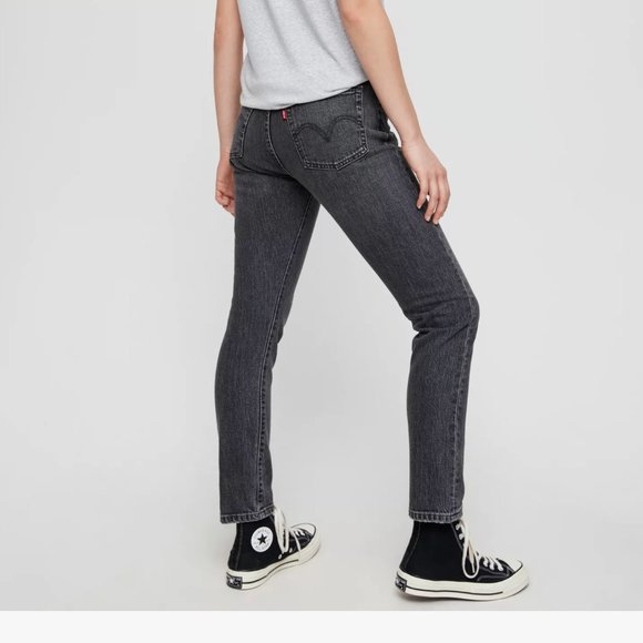 Levi’s Aritzia 501 Skinny in Size 26 - Picture 2 of 16